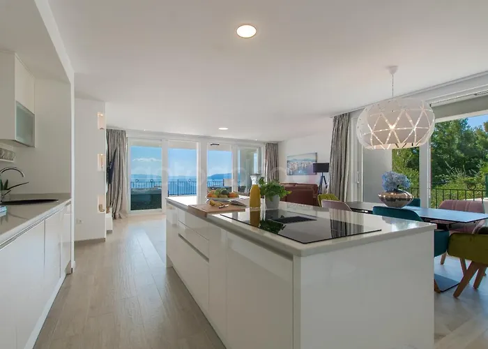 Apartamento Smaragd - Opal - Luxury With Shared Pool And Private Hot Tub *