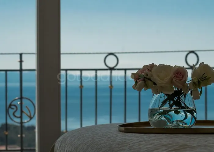 Smaragd - Opal - Luxury With Shared Pool And Private Hot Tub Apartamento *