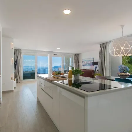 Apartman Smaragd - Opal - Luxury With Shared Pool And Private Hot Tub *