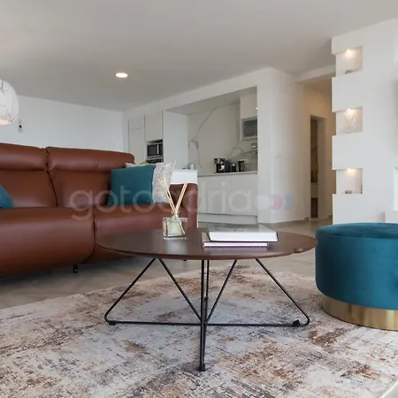 Smaragd - Opal - Luxury With Shared Pool And Private Hot Tub Apartment *