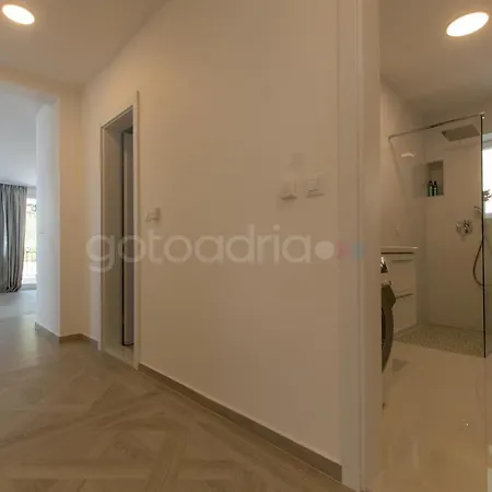 Apartman Smaragd - Opal - Luxury With Shared Pool And Private Hot Tub *