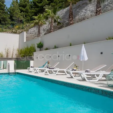 Smaragd - Opal - Luxury With Shared Pool And Private Hot Tub Apartament *