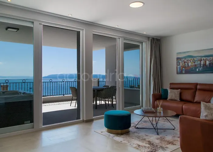 Apartment Smaragd - Opal - Luxury With Shared Pool And Private Hot Tub *