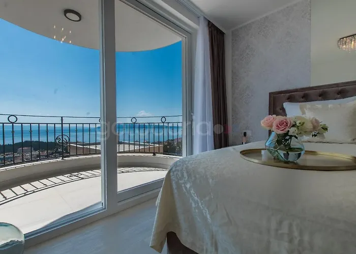 Smaragd - Opal - Luxury With Shared Pool And Private Hot Tub