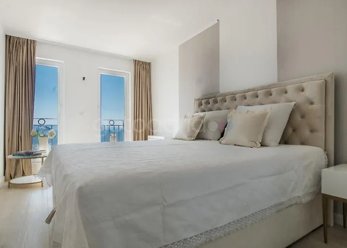 Smaragd - Opal - Luxury With Shared Pool And Private Hot Tub Apartment *