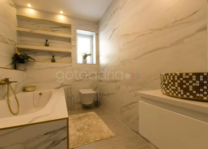 Апартаменти Smaragd - Opal - Luxury With Shared Pool And Private Hot Tub *